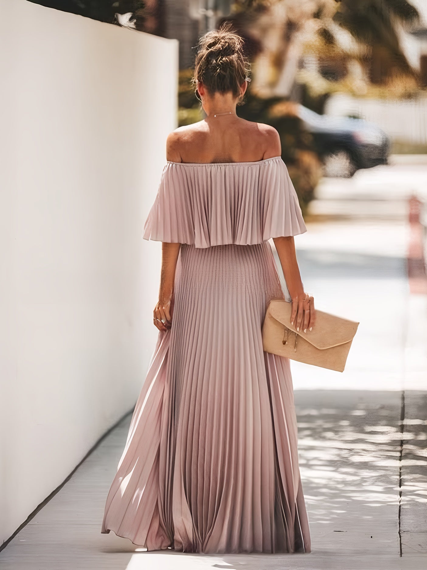 Elegant Off-Shoulder Pleated Maxi Dress for Women - Solid Color, Flowy A-Line Silhouette, Lightweight Polyester, Perfect for Summer Beach Vacation